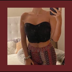 black ruched and ruffled tube top !